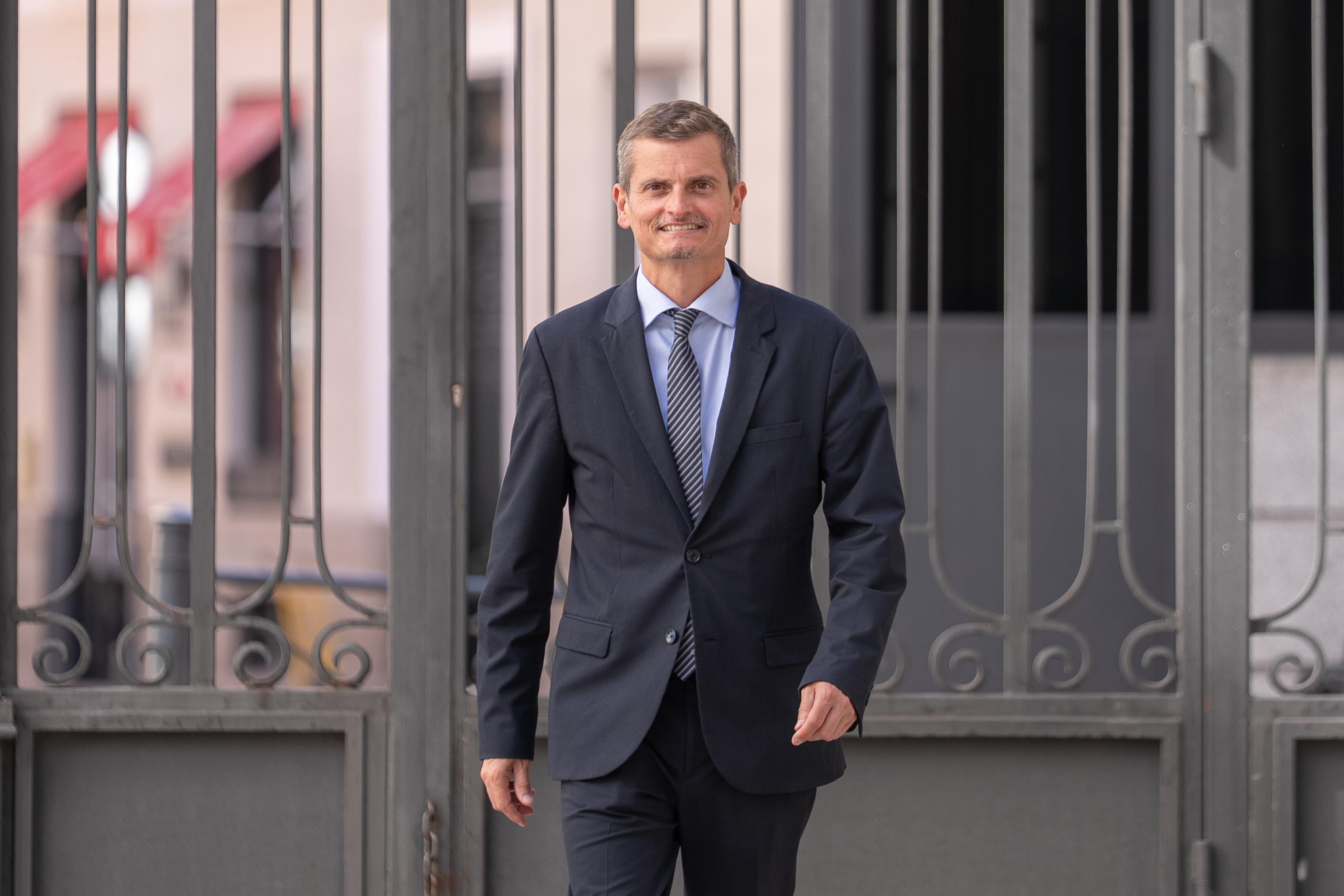 El PP denuncia que el Gobierno y sus aliados han abierto la puerta a una subida en las tasas aéreas que amenaza a Canarias